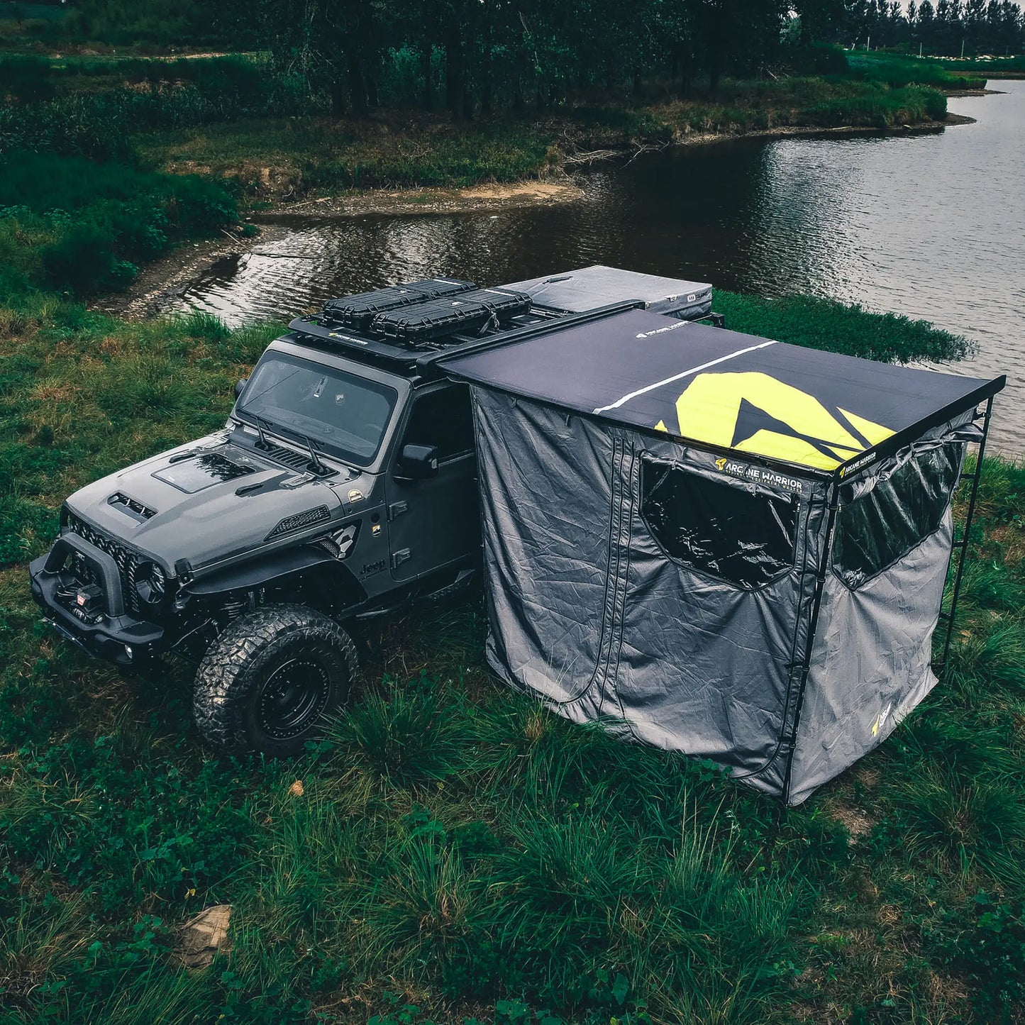 HARDCORE Awning Room W/Floor