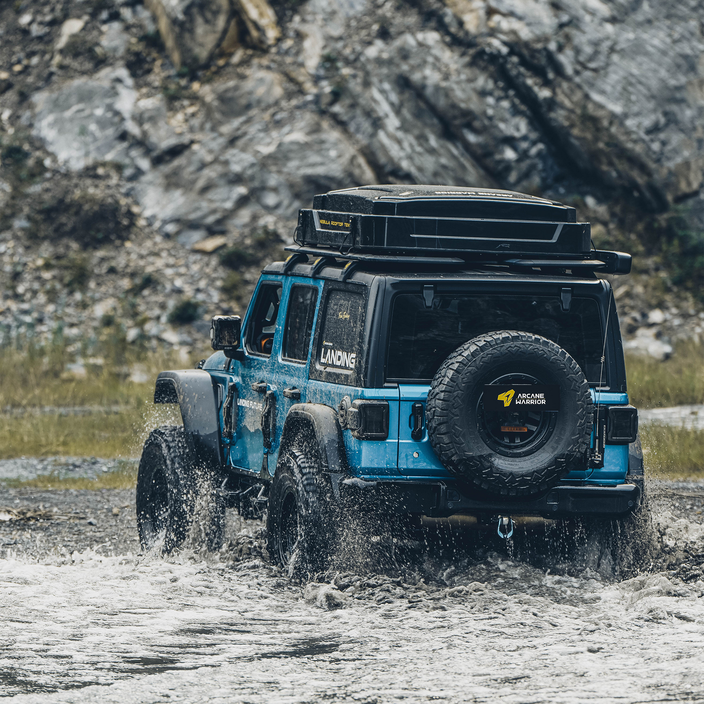 LANDING Hardshell Roof Top Tent (ADA co-branded)