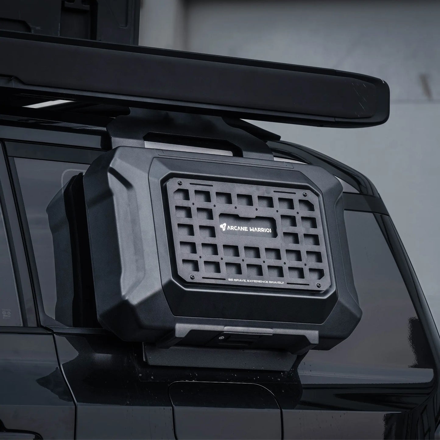 STORM Side Window Storage Box
